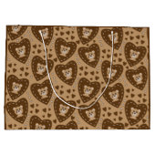 ベアキューブ顔とブラウンハートパターン抱き枕 ラージペーパーバッグ (裏面)