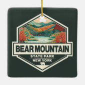 ベアマウンテン州パークニューヨークトラベルアートバッジ セラミックオーナメント (裏面)