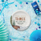 ベアヤング野生と3人の少年3歳の誕生日 ペーパープレート (パーティー)