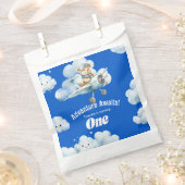 ベアリング・ウィング：テディ初の誕生日遠征 フェイバーバッグ (クリップ留めされた状態)