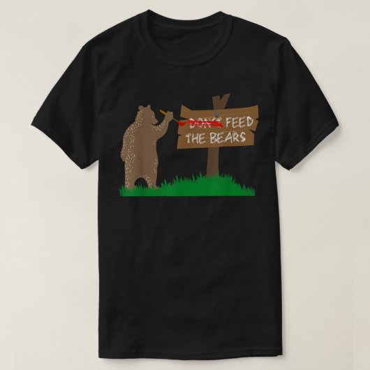 ベアーズ食べ物を与えプ・キャンプおもしろいング Tシャツ (デザイン正面)