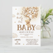 ベアーバルーンは赤ちゃんシャワーを待つ 招待状 (スタンド正面)