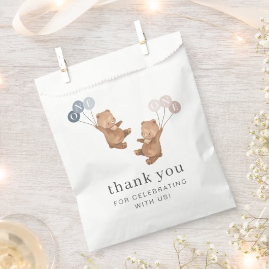 ベアーボーイ女の子ツインズ – 1st誕生日 – フェイバーバッグ (クリップ留めされた状態)