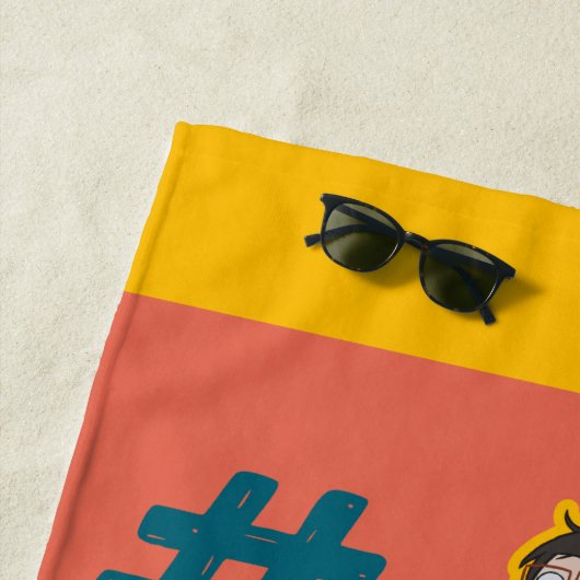 ベア・ベアとクロエ – #StackGoals ビーチタオル (インサイチュ)