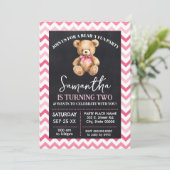 ベア – yおもしろい誕生祝いピンクテディベア 招待状 (スタンド正面)