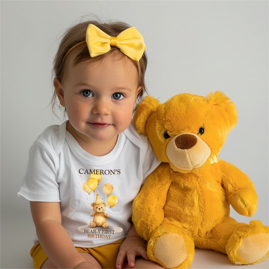 ベア – yファースト誕生日男女兼用イエローベア ベビーTシャツ