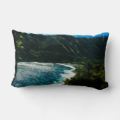 ベイオンザロードトゥハナマウイハワイ抽象芸術 ランバークッション (裏面)