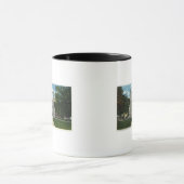 ベイスカレッジチャペルの外観 マグカップ (中央)