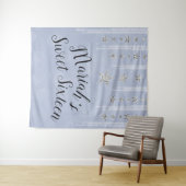 ベイビーブルー＆シルバーのグリッター星のスイート16パーティー タペストリー (インサイチュ(横))