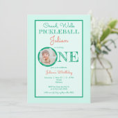 ベイビーミントグリーン這う歩くピックルボール1歳誕生日 招待状 (スタンド正面)
