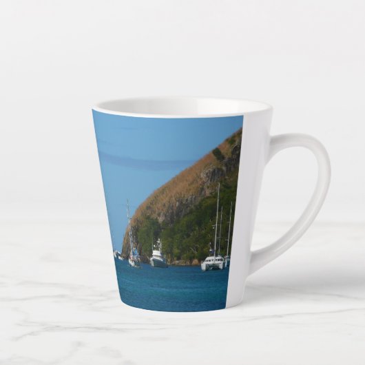 ベイホワイトとブルーの帆船航海の カフェラテマグ (右)