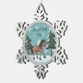 ベイホースパーソナライズされたウィンターウッドランドホリデー スノーフレークピューターオーナメント (右)
