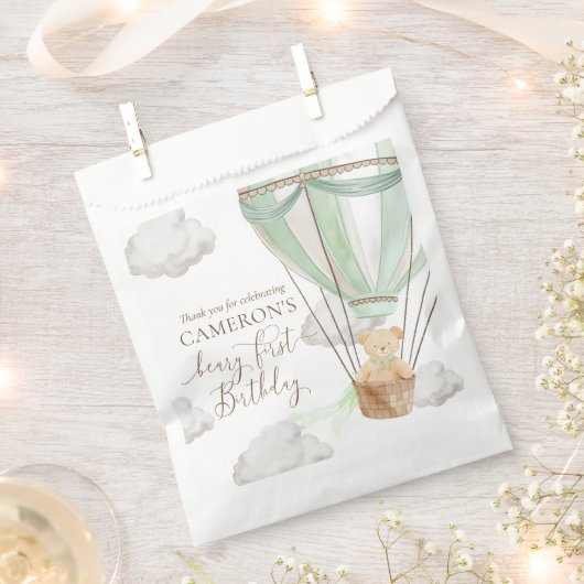 ベイリーファーストベアーミントホットエアバルーン誕生日 フェイバーバッグ (クリップ留めされた状態)