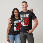 ベガスで大騒ぎ28歳の誕生日サイコロパーティー仲間 Tシャツ (ユニセックス)