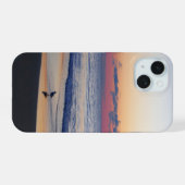 ベサニー・ビーチの日の出 I iPhone 15ケース (裏面横)