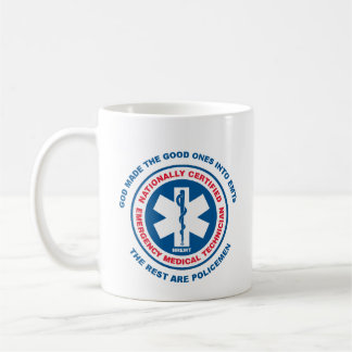 ベストはEMTs、残りです警官です コーヒーマグカップ