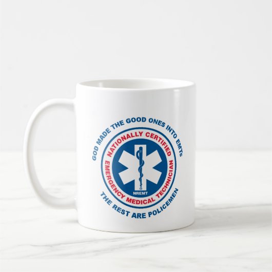 ベストはEMTs、残りです警官です コーヒーマグカップ (左)