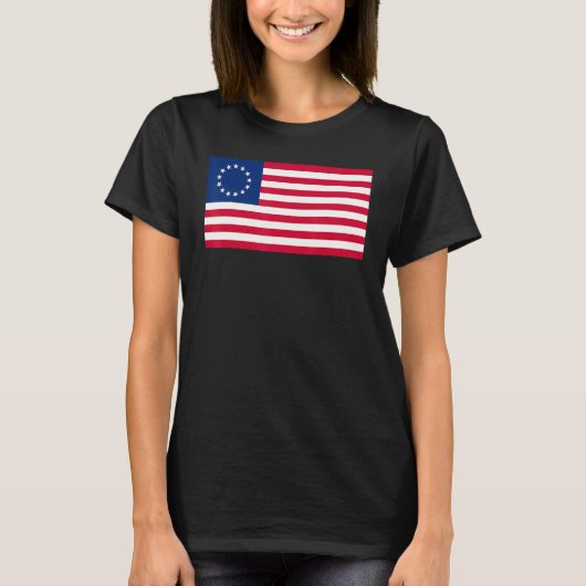 ベッシーロス米州旗1777米国革命旗 Tシャツ (正面)