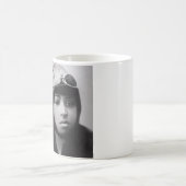 ベッシー・コールマン – 航空の先駆者 コーヒーマグカップ (中央)