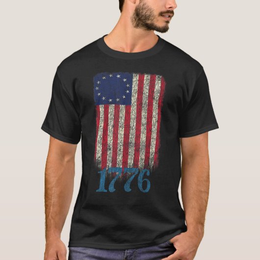 ベッツィロスシャツ1776アメリカ愛国国旗のデザイン Tシャツ (正面)