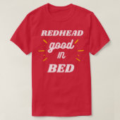 ベッドで良いReadhead Readhead用の面白いシャツギフト Tシャツ (デザイン正面)