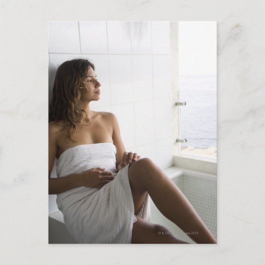 ベッドに横たわるメキシコ人女性 ポストカード (正面)