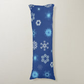 ベッドに降るクリスマスの雪の結晶 ボディピロー (正面縦)