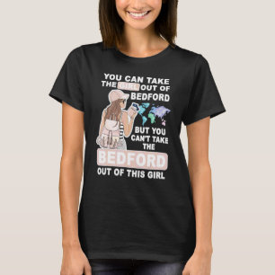 ベッドフォードシティのクールな娘 ベッドフォードの娘に誇り Tシャツ