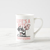 ベティの悪い状態の子猫 ボーンチャイナマグカップ (右)