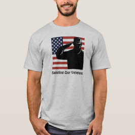ベテラン戦士とアメリカ国旗の敬礼 Tシャツ