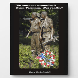 ベトナムから戻っ来た人はいない フォトプラーク