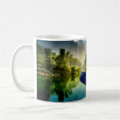 ベトナムの美しい湖でブルーヘロン コーヒーマグカップ (左)