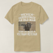 ベトナムの老人退役軍人T Tシャツ (デザイン正面)
