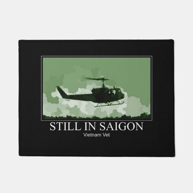 ベトナムの誇り高い退役軍人はここに住んでいます ドアマット (正面)