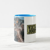 ベトナムジャーナルV2デザインコーヒーマグ ツートーンマグカップ (中央)