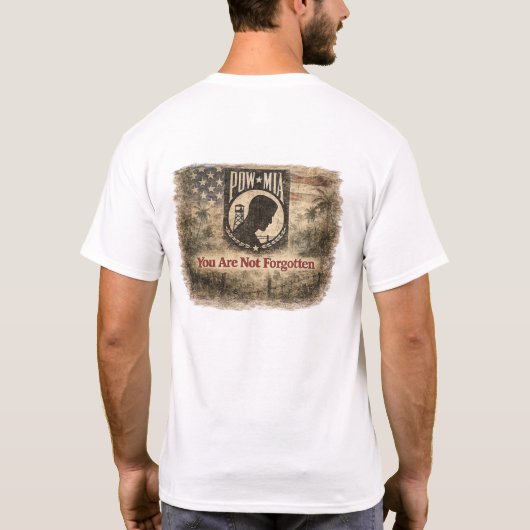 ベトナム戦争従軍者のみたまは忘れられません Tシャツ (裏面)