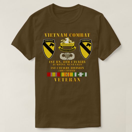 ベトナム戦闘獣医w 1 Bn 8 Cav 1 Cav Div Ju Tシャツ (デザイン正面)