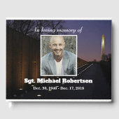 ベトナム退役軍人とワシントン記念館 ゲストブック (正面)