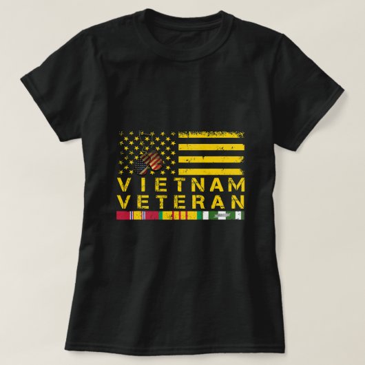 ベトナム退役軍人動揺してアメリカ国旗178 Tシャツ (デザイン正面)