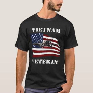 ベトナム退役軍人A-1スカイレイダー米国国旗 Tシャツ