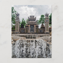 ベトナム、フエ墓地の墓 ポストカード