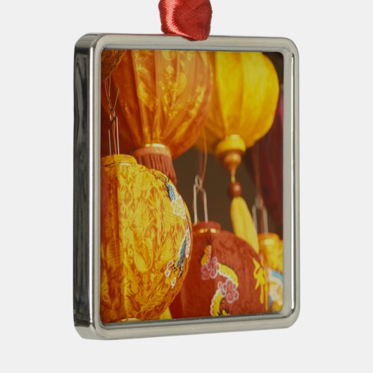 ベトナム，ホイアン大型ちょうちん，お土産 メタルオーナメント (右)