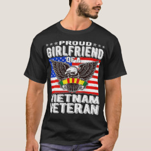 ベトナ誇りを持ったムの女性ガールフレンド退役軍人プライド Tシャツ
