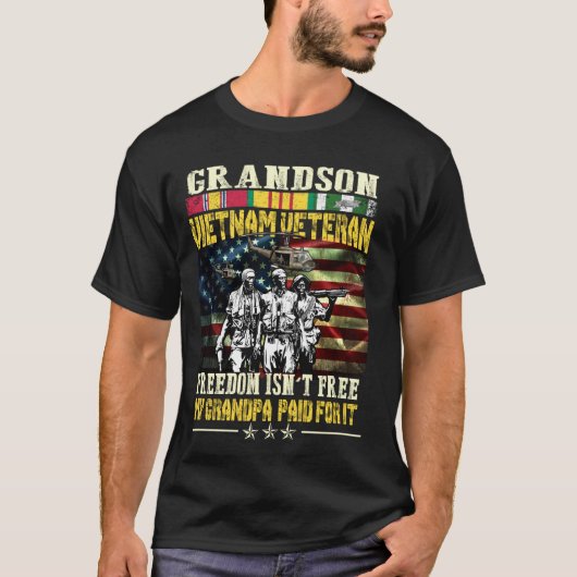 ベトナ誇りを持ったム退役軍人のMens孫 – Freedom Tシャツ (正面)