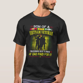 ベトナ誇りを持ったム退役軍人パパ自由IsnのMens Son Tシャツ