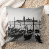 ベニスのゴンドラ(黒と白) クッション (ブランケット)