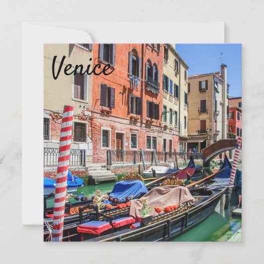 ベニス伝統的のゴンドラ (正面)