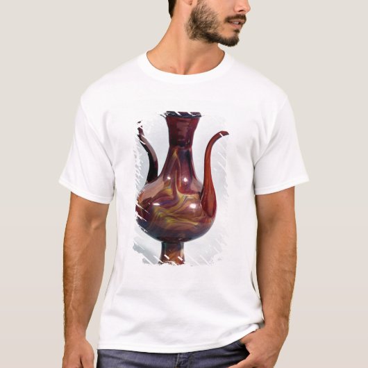 ベニス風模造玉髄c.1500のEwer Tシャツ (正面)