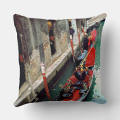 ベニス風運河のゴンドラ クッション (裏面)