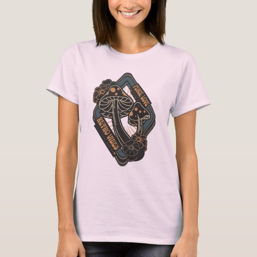 ベニテングタケの植物画 コテージコア Tシャツ (正面)